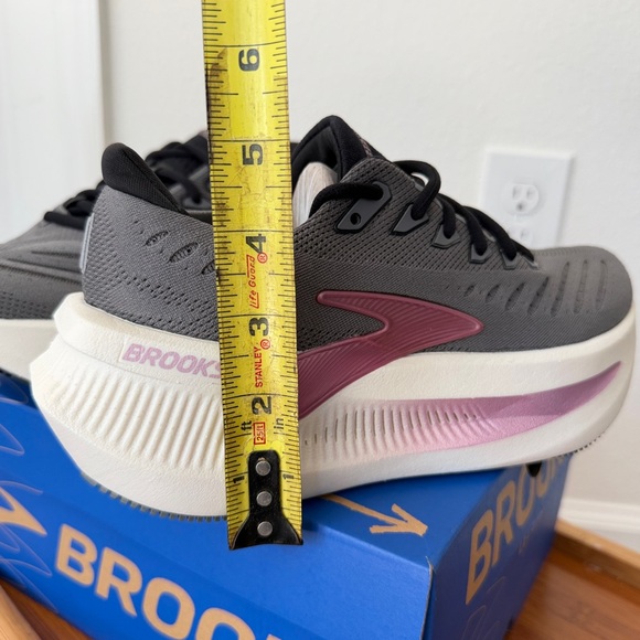 Brooks Glycerin Max 2 Road Running Shoes Gray/Coconut/Metallic Sz 7 Athletic - Picture 11 of 16